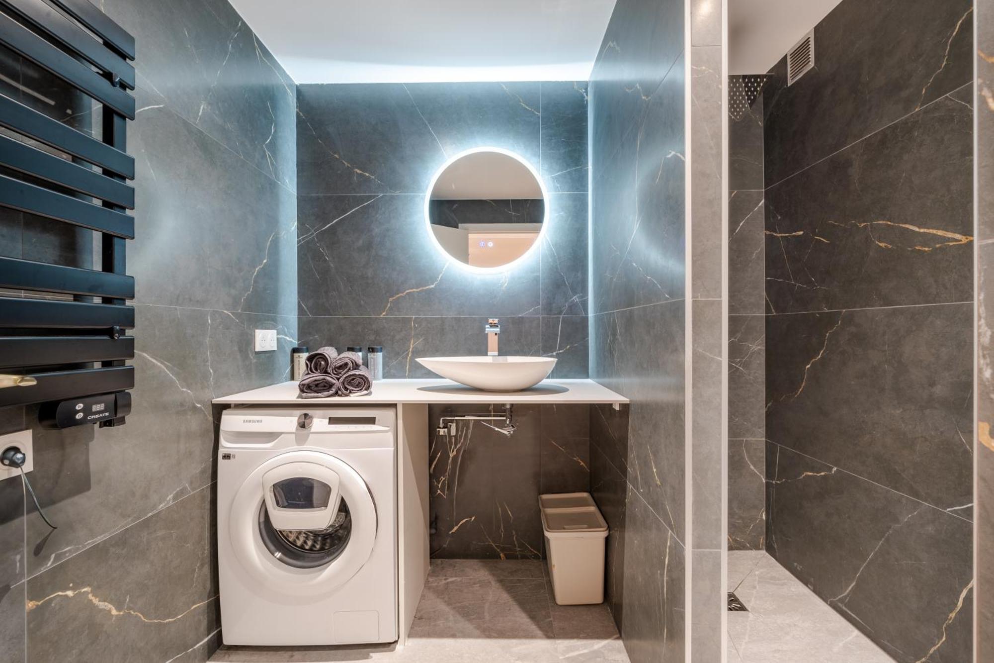 Near Old Town And Apartment Fully Renovated Nice Exterior photo